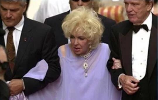 现有三十多岁和四十岁绝经人吗,她们现状如何