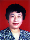 刘英