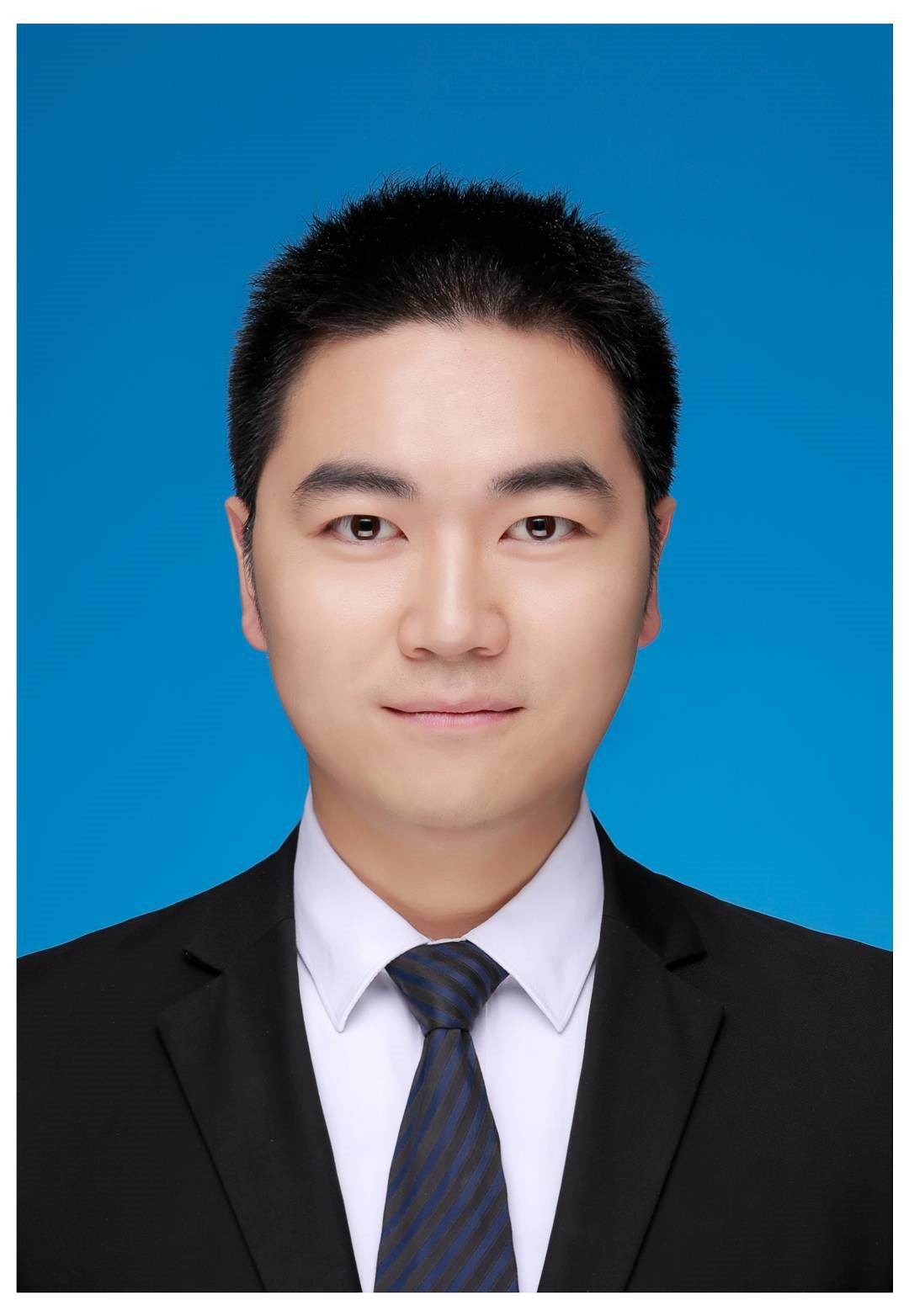 李灏然